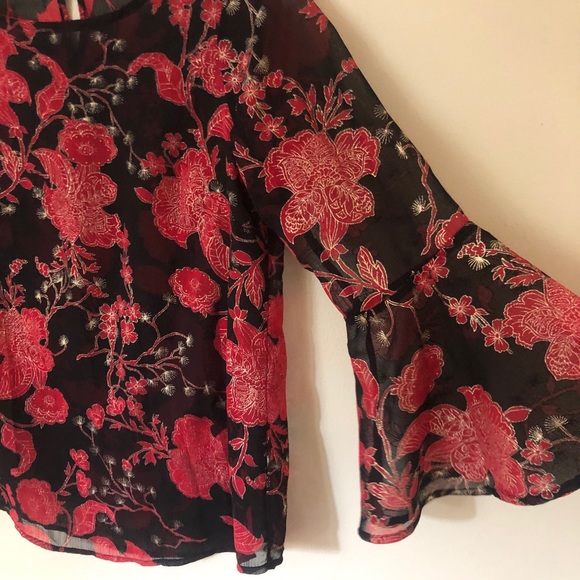 Roz & Ali Petite XS Sheer Blouse with Metallic Accents - Picture 6 of 16